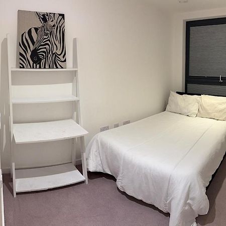 New 2 Bed Apartment Greenwich ลอนดอน ภายนอก รูปภาพ