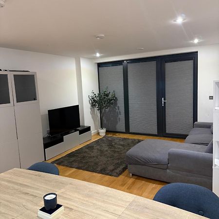 New 2 Bed Apartment Greenwich ลอนดอน ภายนอก รูปภาพ