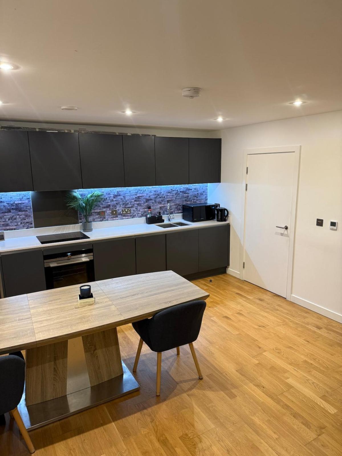 New 2 Bed Apartment Greenwich ลอนดอน ภายนอก รูปภาพ
